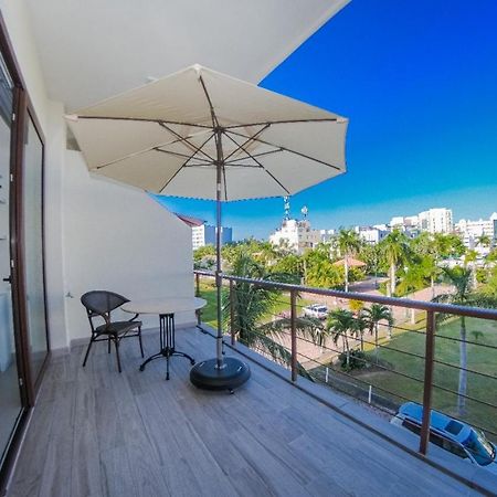 Modern Stylish Apt. Steps Away From The Beach Nuevo Vallarta Exteriör bild